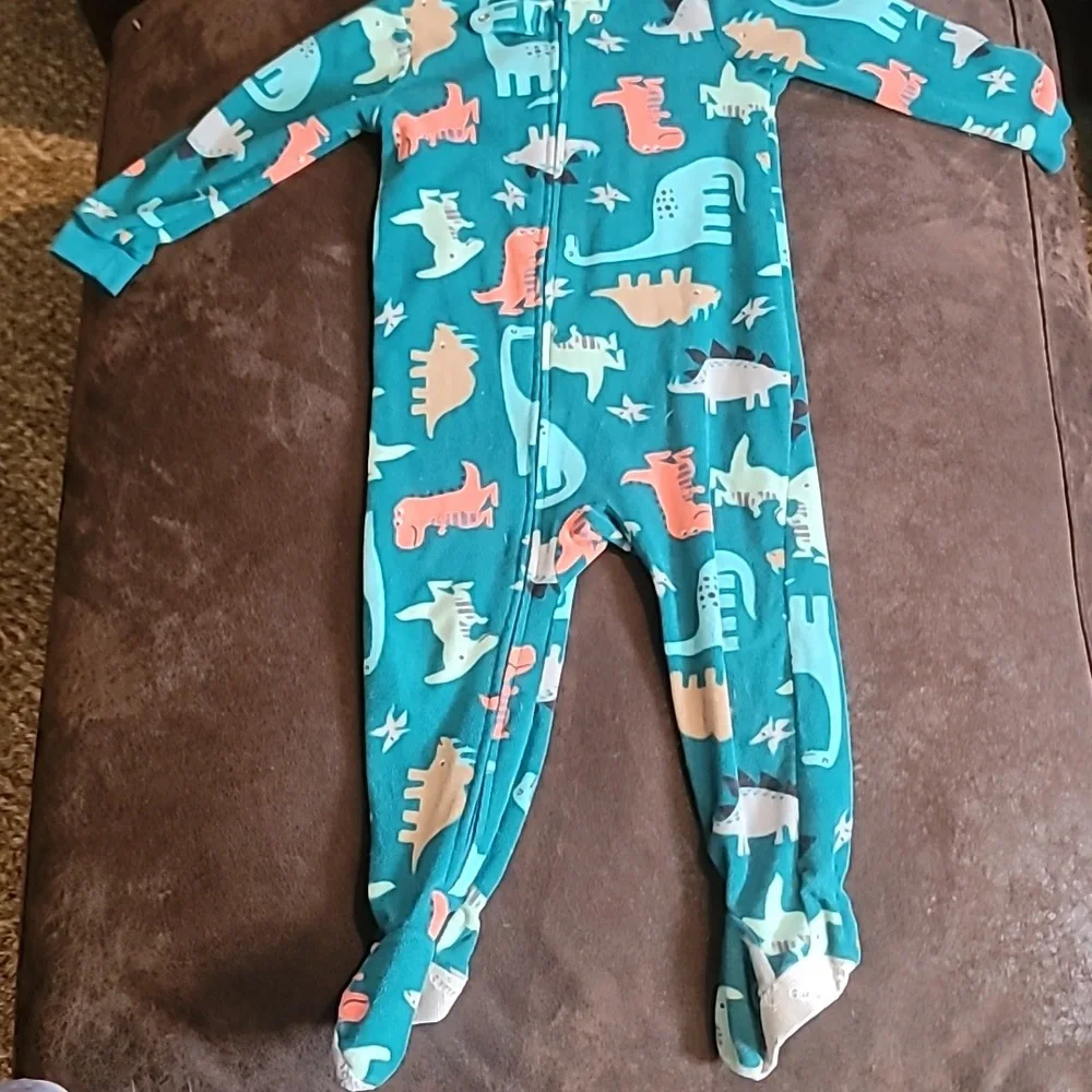 Footed PJs - Picture 6 of 6